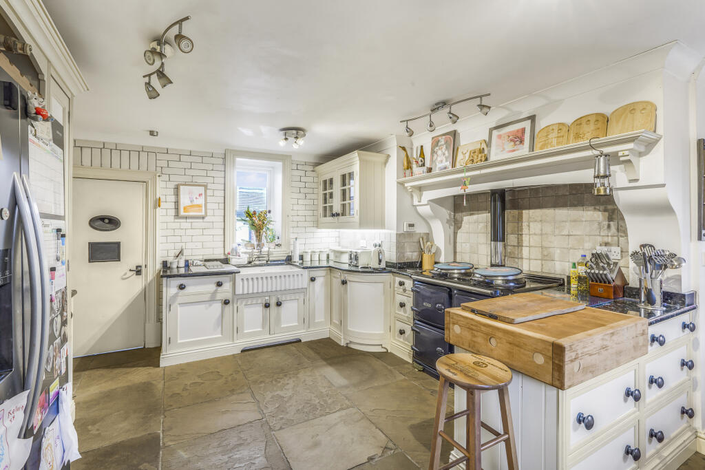 Kitchen 2