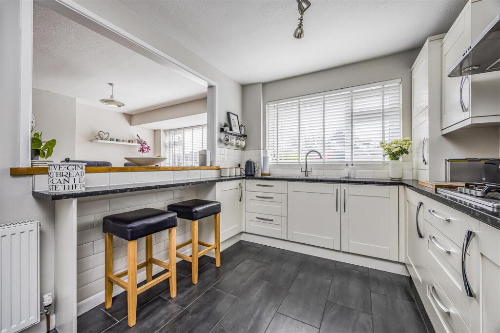 1 Helston Drive, Emsworth-PorticoMarketing-Nexa-32