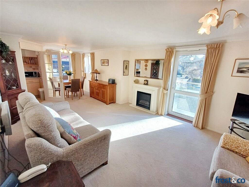 Living/Dining Room