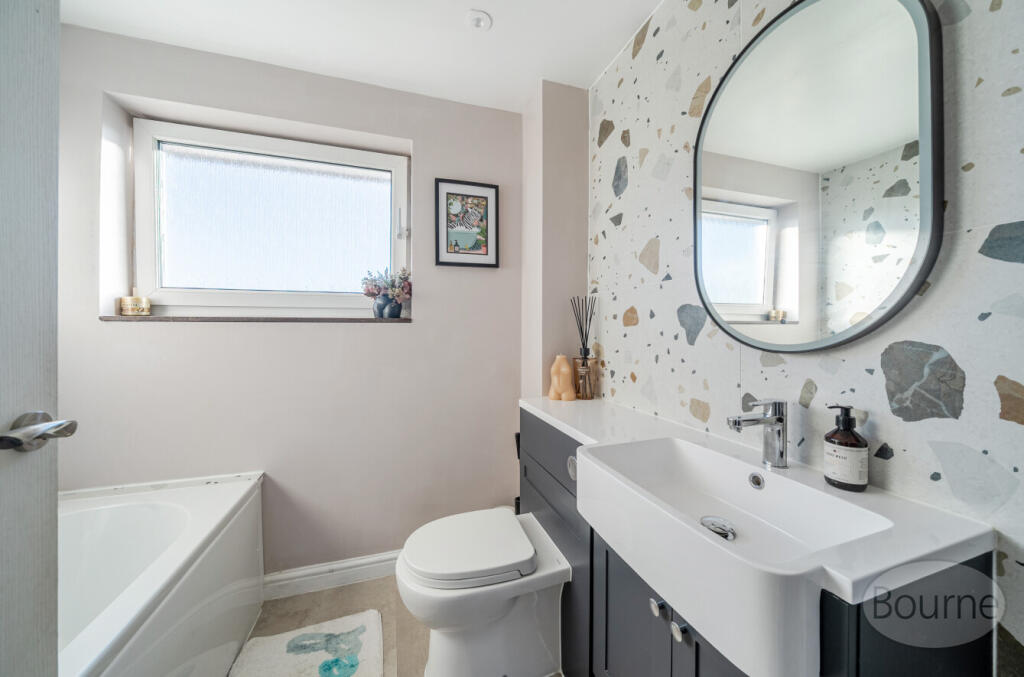 d3d3d0e6-7147-4d5...