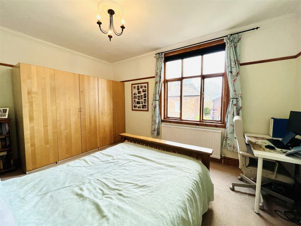 Bedroom 1 Aspect 2