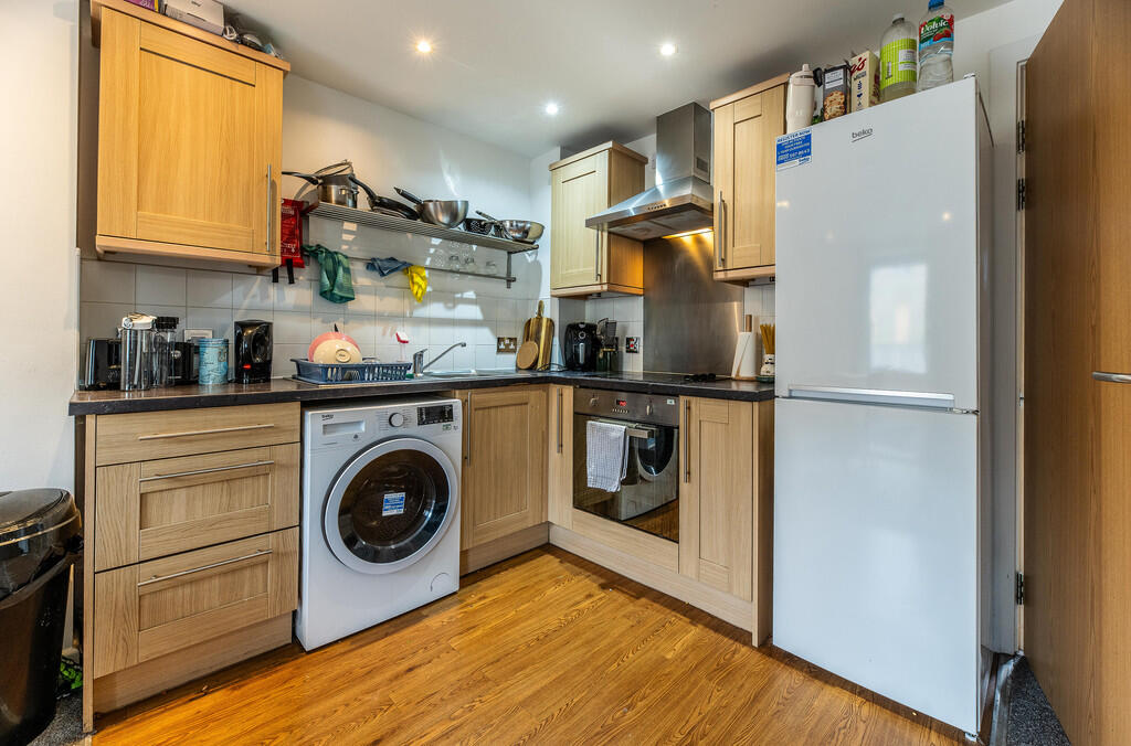 104 Cymbeline Hou...