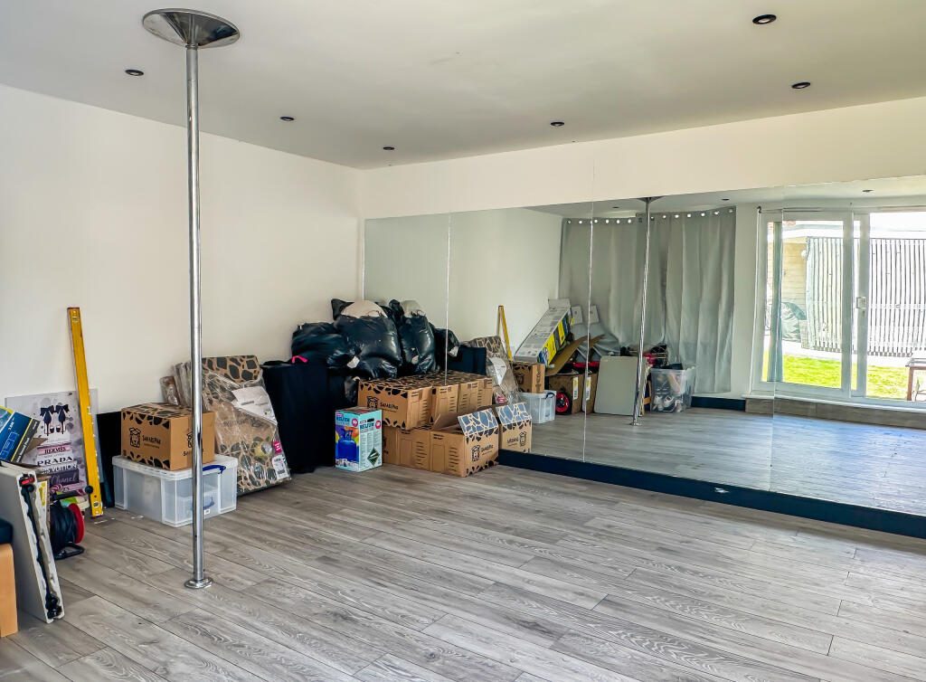 20250814_131015270_iOS_edited_edited