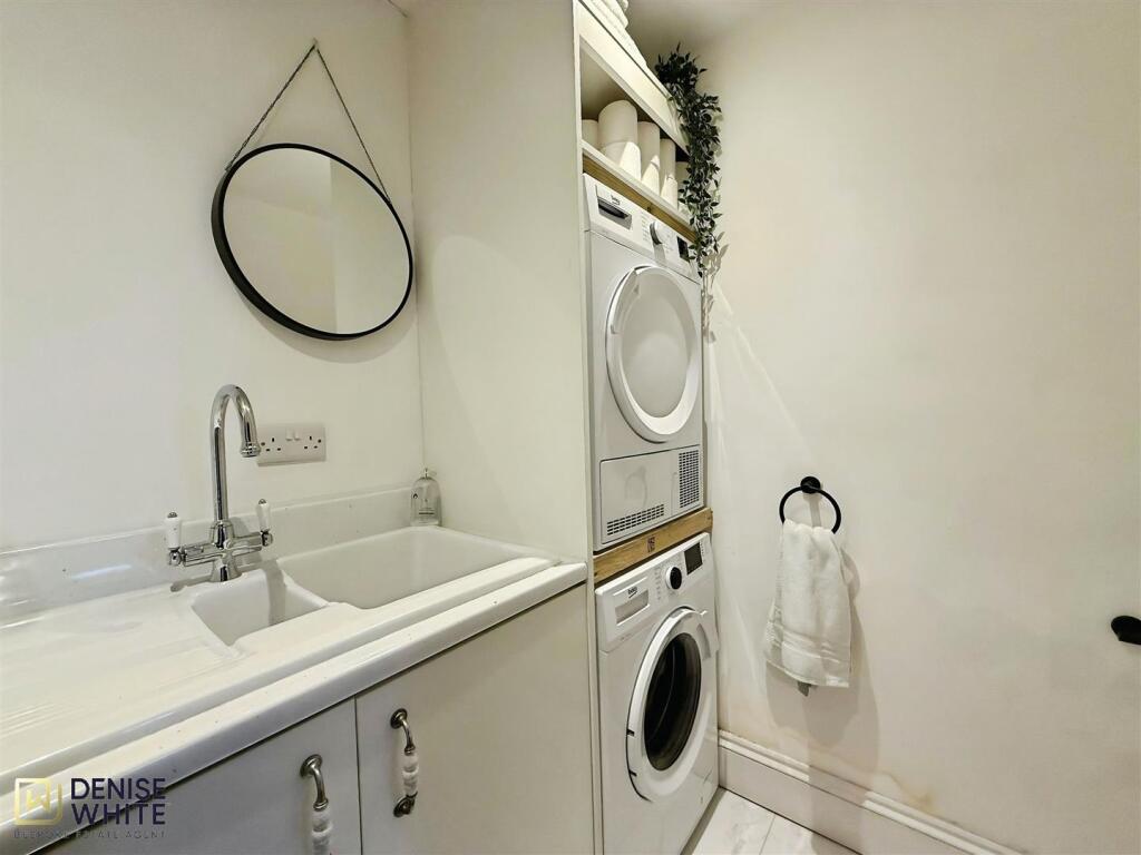 Utility WC