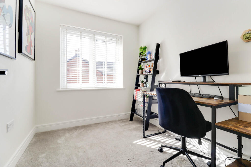 Third Bedroom / Office