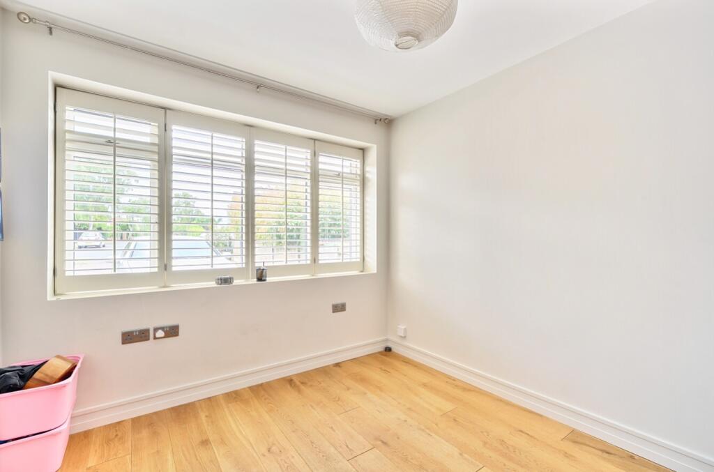 1315266-22-685d241d33219