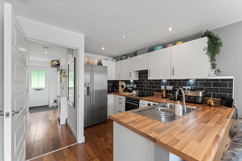 Open Plan Kitchen / Diner / Living Space