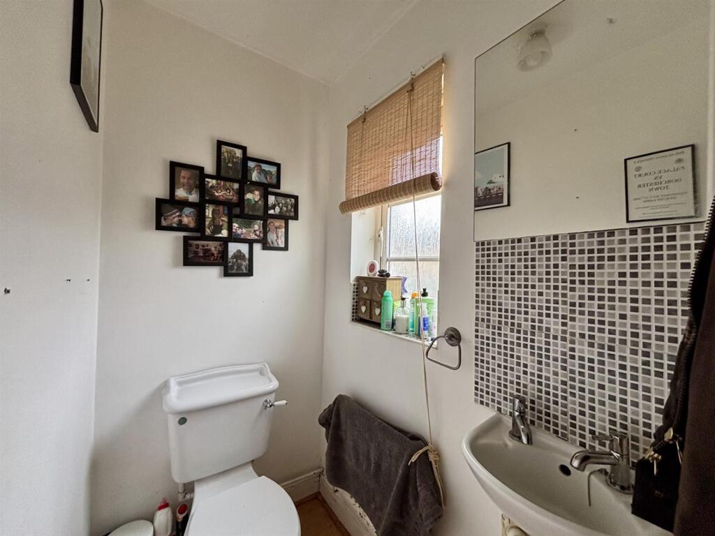 WC.jpg