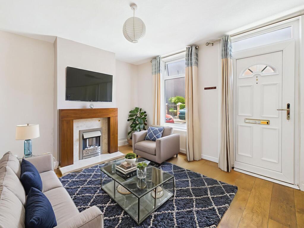 Lounge (Virtually Furnished)