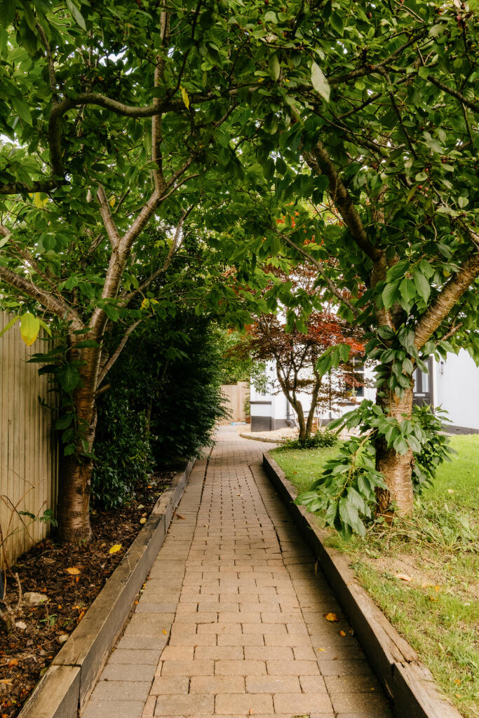 Croft-Hastings-HughendenRoad-Exterior-7