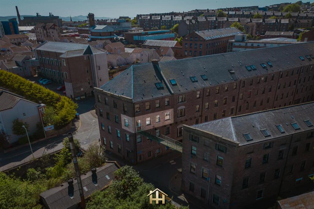 5 PLEASANCE CT DD15BB 150525 EDIT (1 of 4).jpg