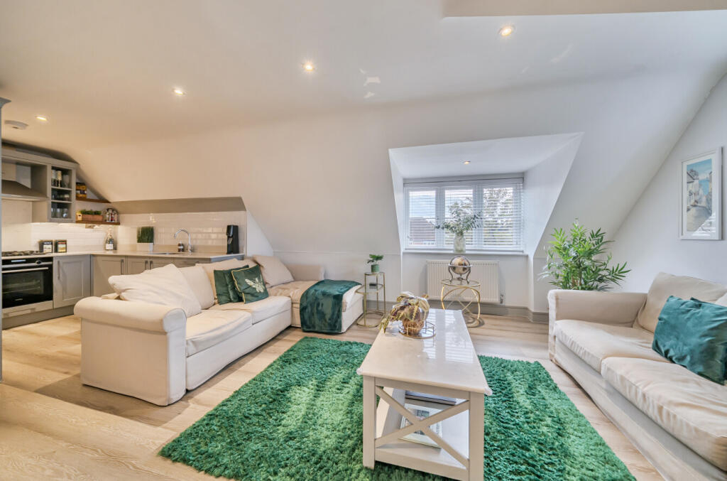 1373947-9-6909f36...