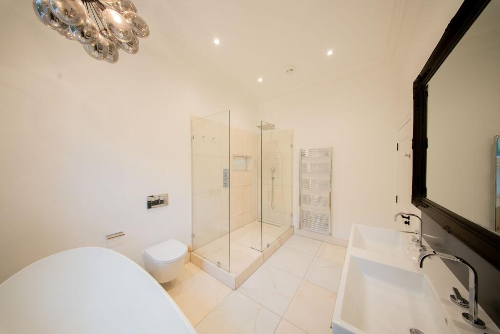 Ensuite
