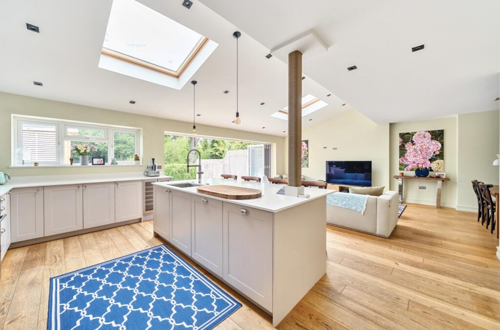 1315266-18-685d2322cb9f6