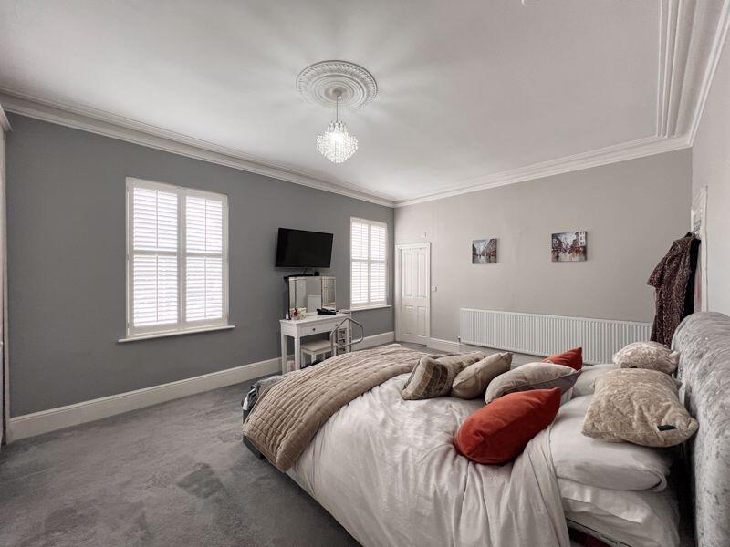 19 - Bedroom 1