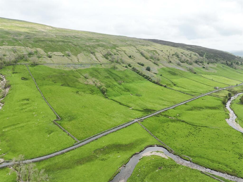 LOT 1 - Land at Littondale (360 acres)_0049.jpg