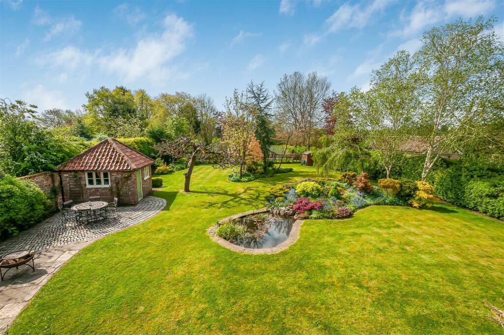 GARDEN