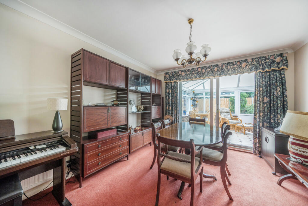 1347632-8-68b7034...