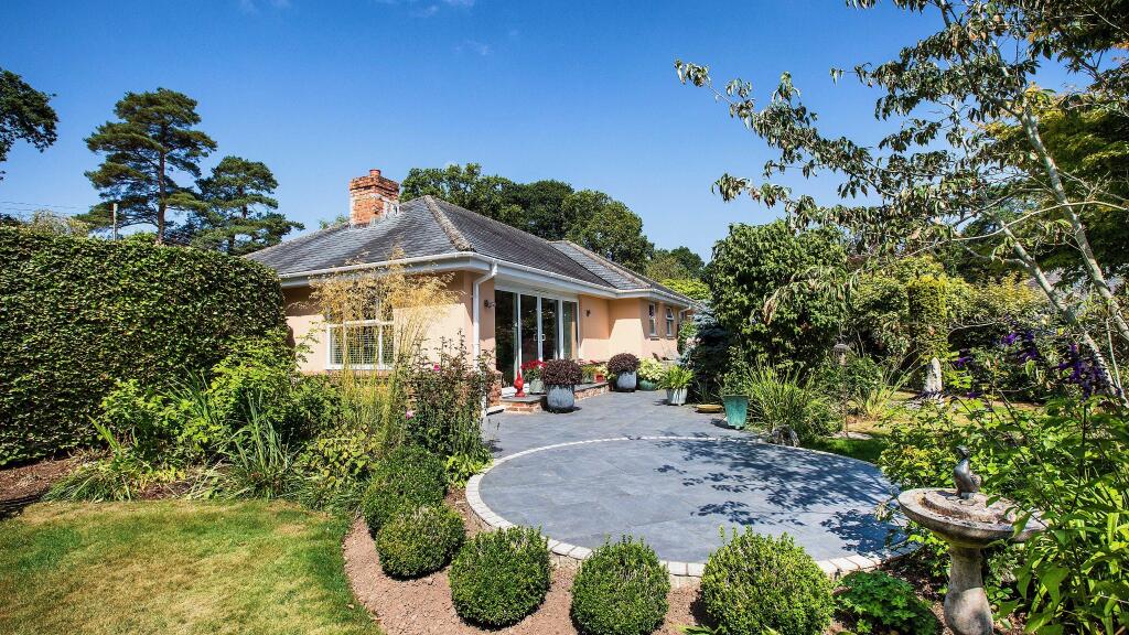 Higher Broad Oak Road, West Hill