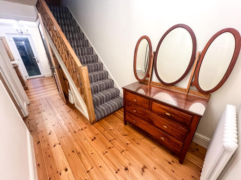 Chestnut Saltburn EweMove-12