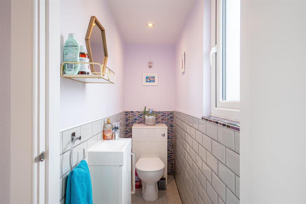 Pomeroy Road 140-43.jpg