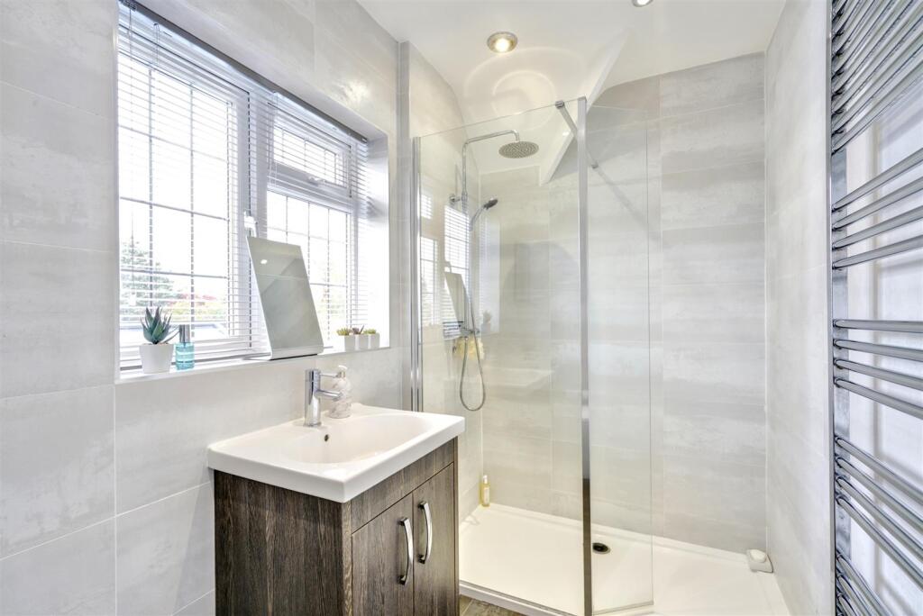 Shower Room 1_1.jpeg