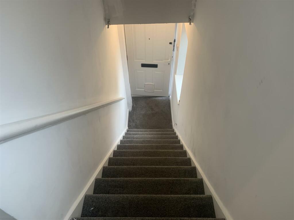 hallway.jpg