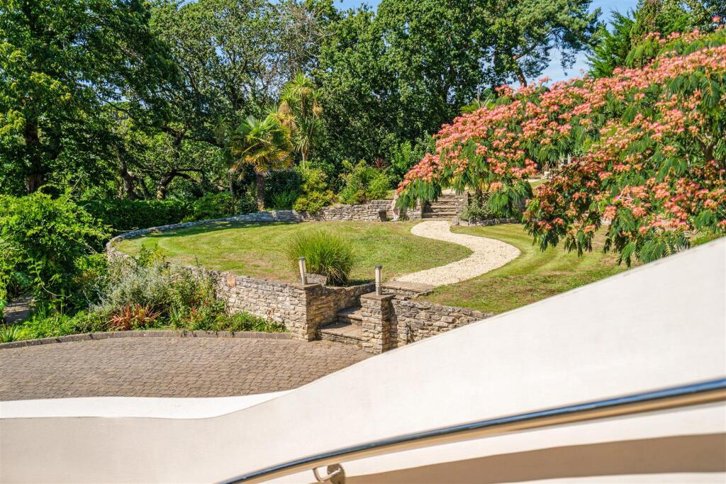 11 Brudenell Avenue 323847 (35).jpg