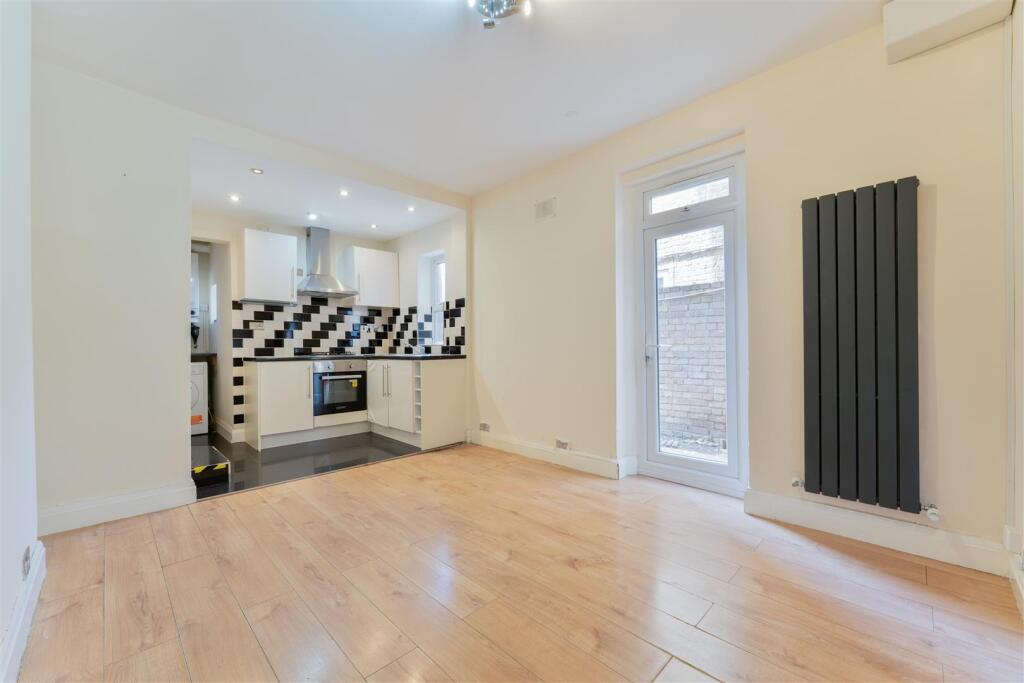 110 Boston Through to Kitch.jpg