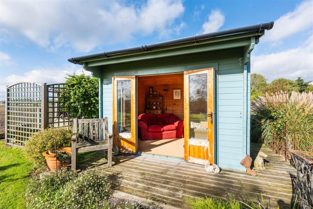 summer house-1.jpg