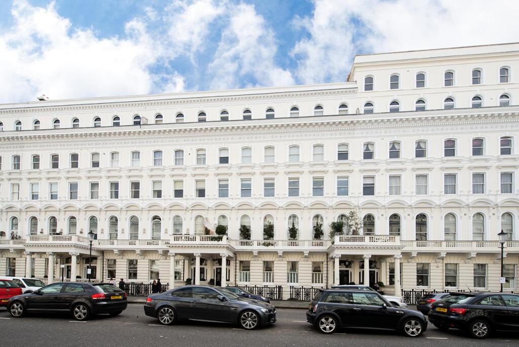 31 Queen's Gate Terrace Ext (14).jpg