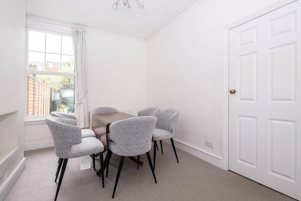 158-clonmore-stre...