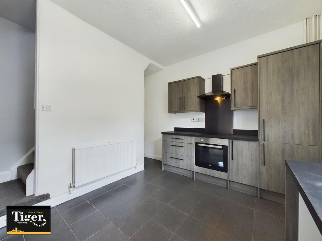 CAM03440G0-PR0143...