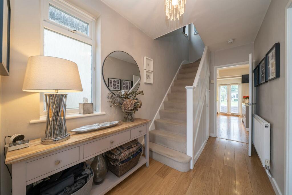 121-Marshalswick-Lane-01840.jpg