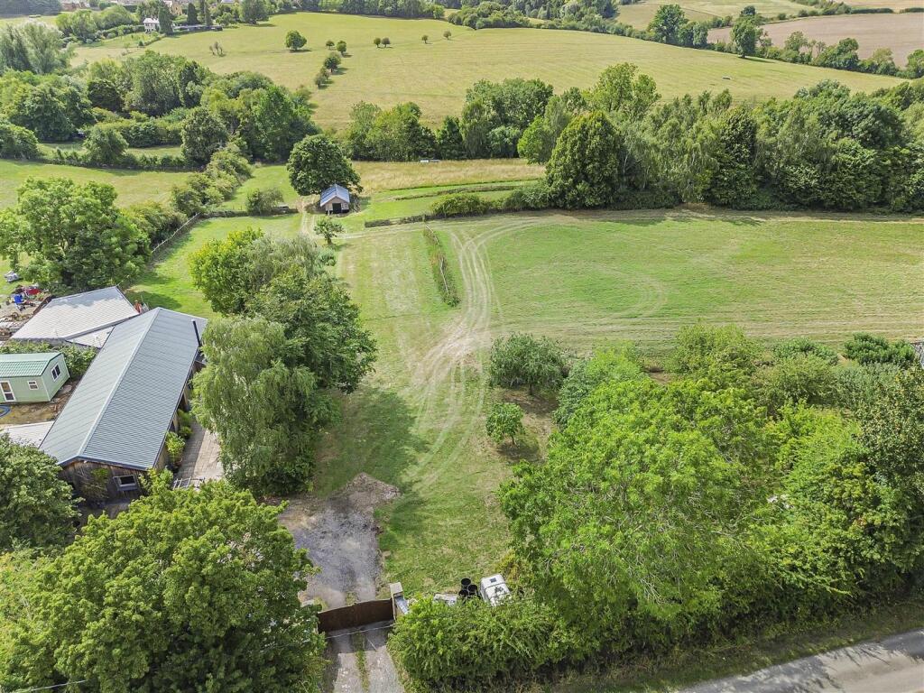 Bramley Barn, Cuttle Mill Lane, Paulerspury (9).JP