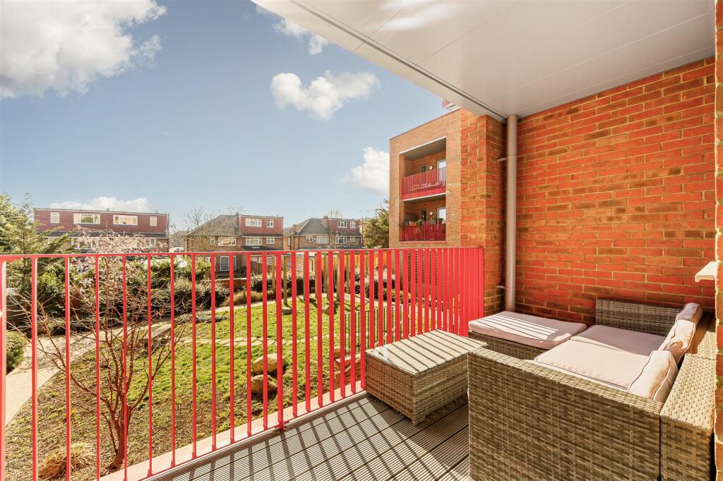 7, Renoir House-7.jpg