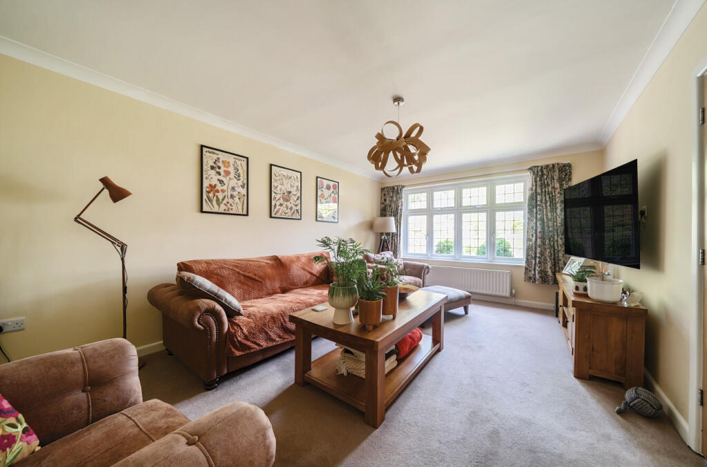 1316143-33-685eee...