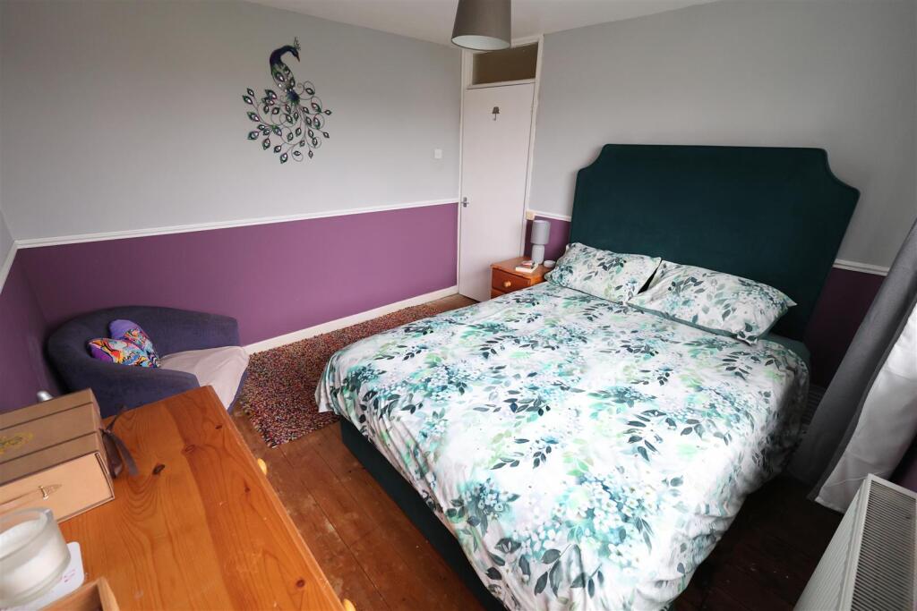 TC Bedroom 2i.JPG