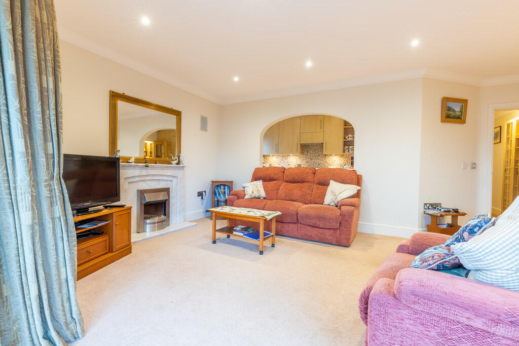 Living Dining Roo...