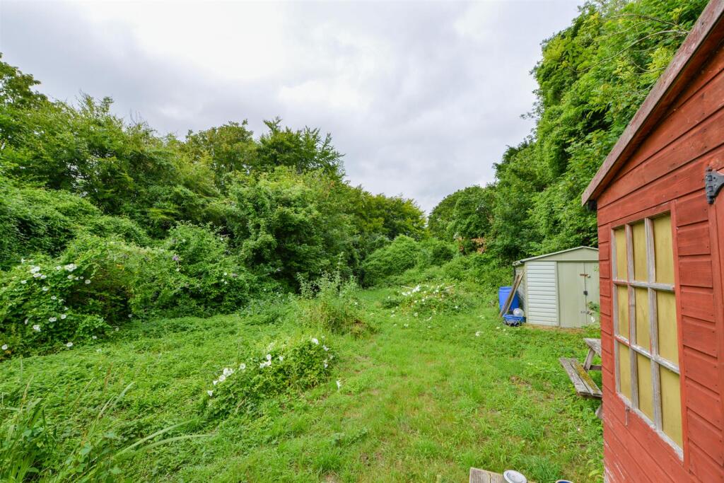 Land to SW of Yamaga Temple Ewell8.jpg