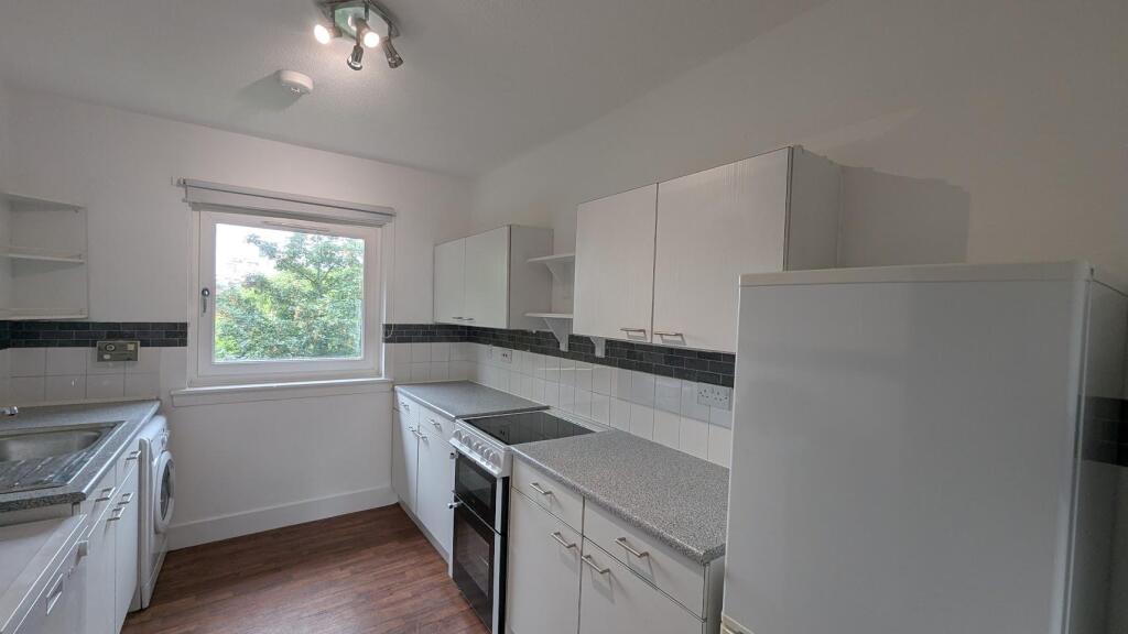 new kitchen.jpg