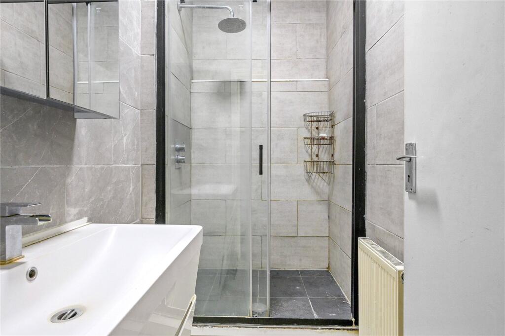 Shower Roon
