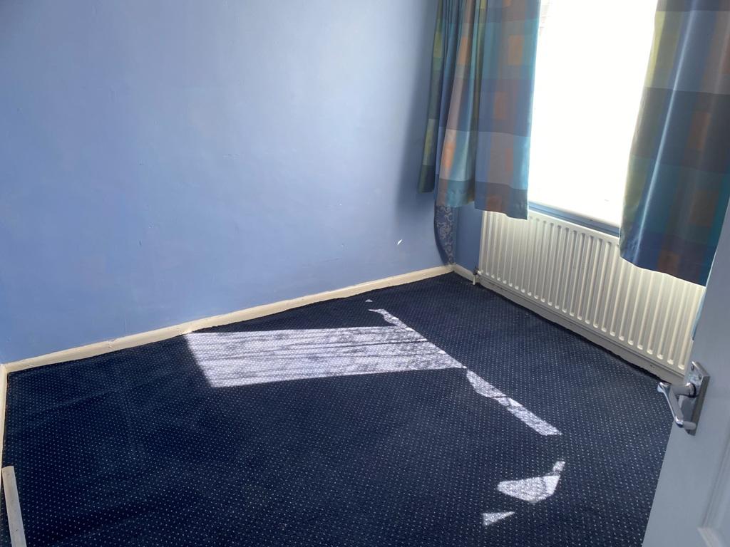 Bed 3.JPG