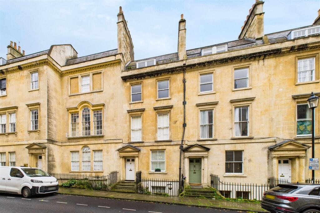 Flat 3, 38, Rivers Street Walcott, Bath, BA1 2QA |