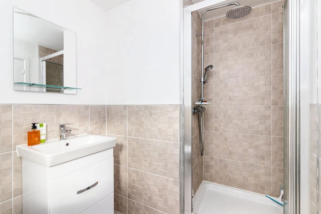 Master En-Suite