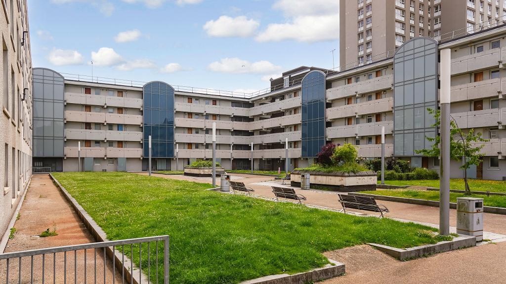 Communal Grounds