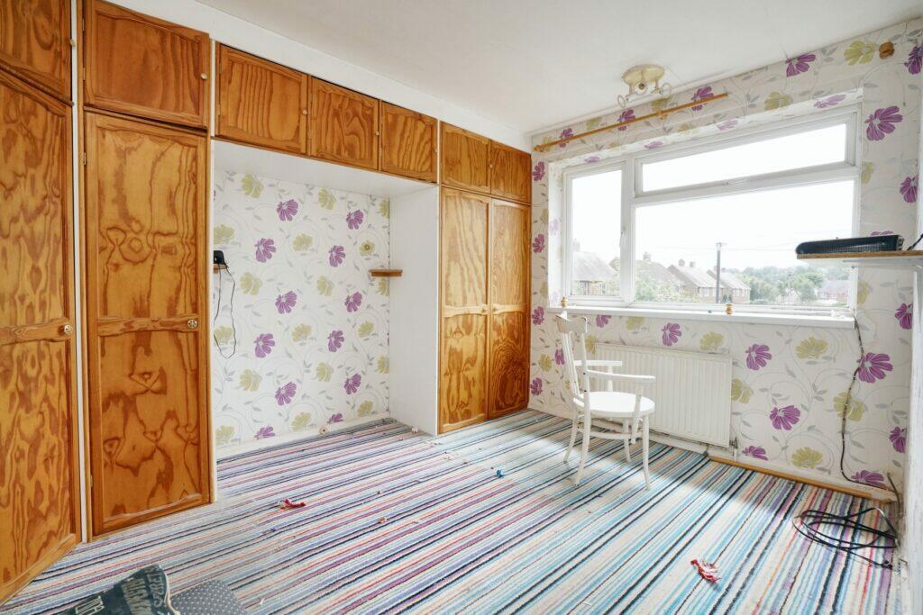 Gregory Avenue - Master Bedroom