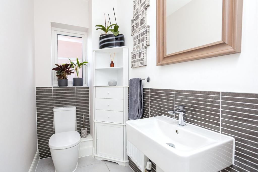 Downstairs Cloakroom