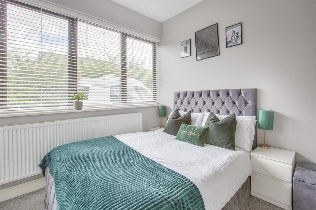 Flat 2 Swilley Gardens, Oxford Road, HP14 3NZ-2.jp