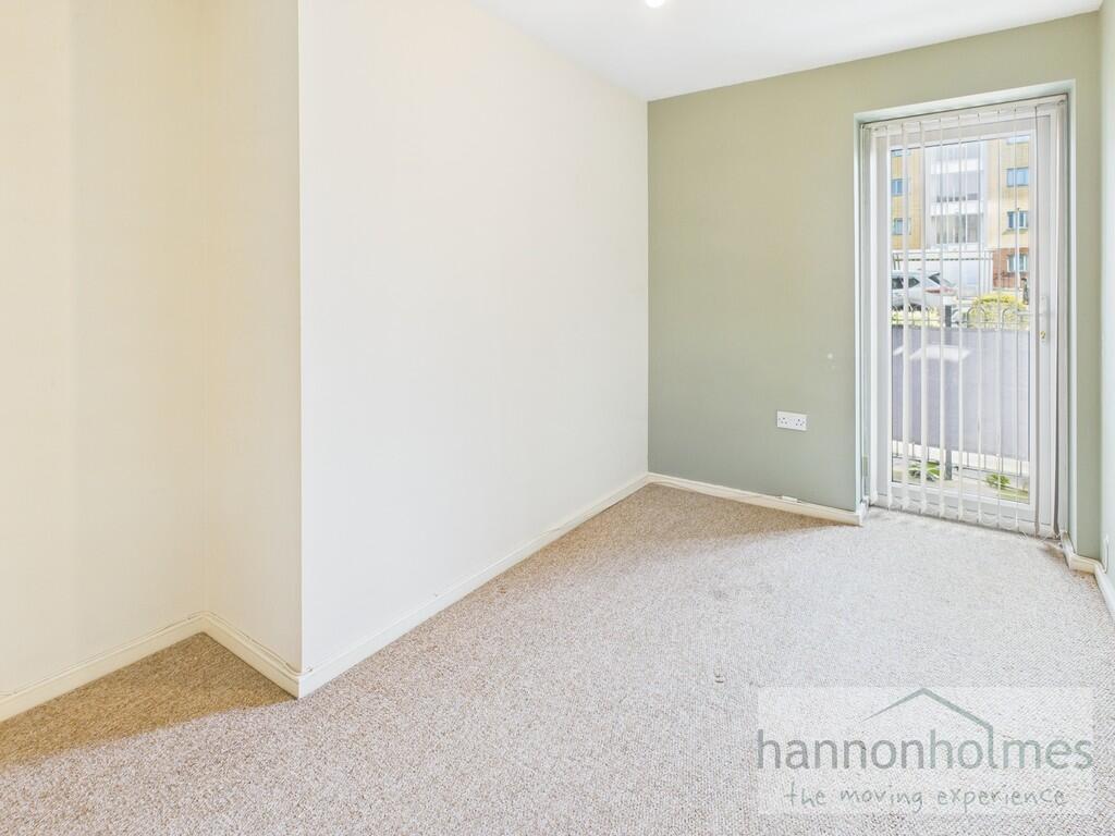 CAM05283G0-PR0033...